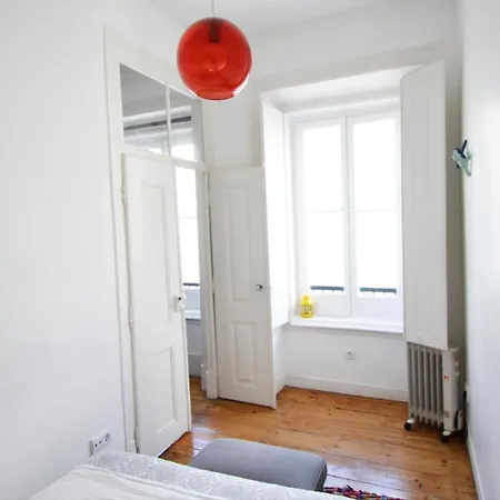 The Color בית הארחה ליסבון