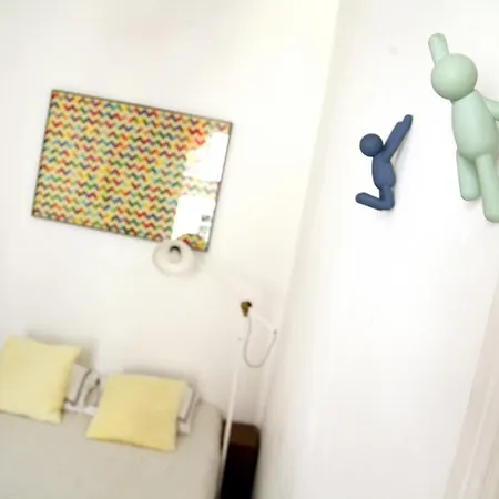 The Color בית הארחה 3*