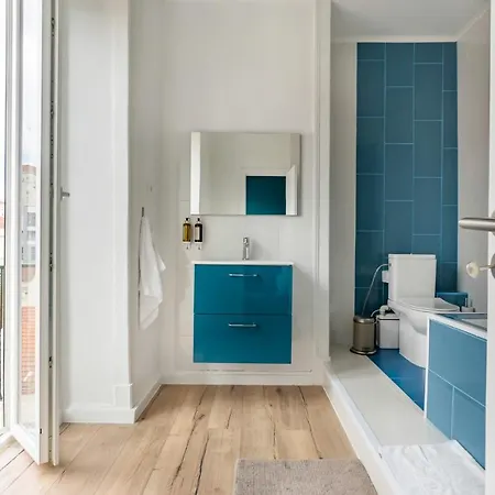 The Color ゲストハウス 3*