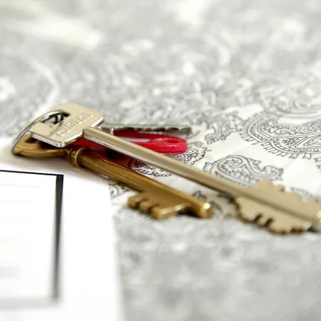 The Color בית הארחה