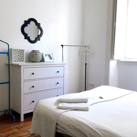 בית הארחה The Color 3*