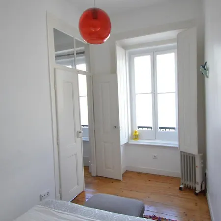 בית הארחה The Color 3*