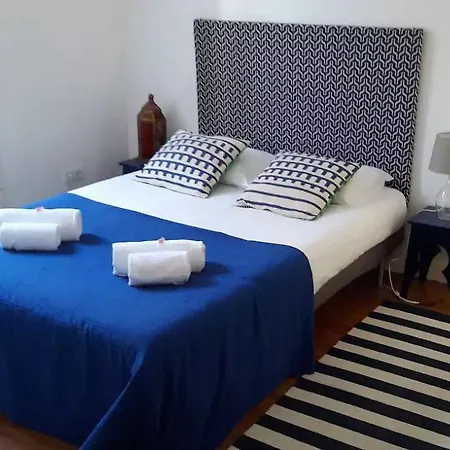 ゲストハウス The Color