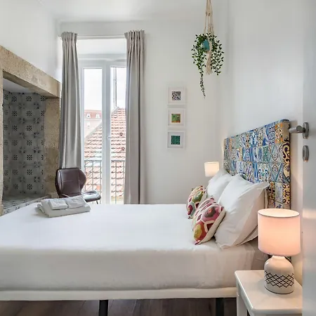 The Color ゲストハウス 3*